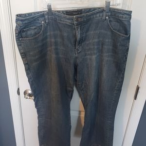 Denim capri pants
